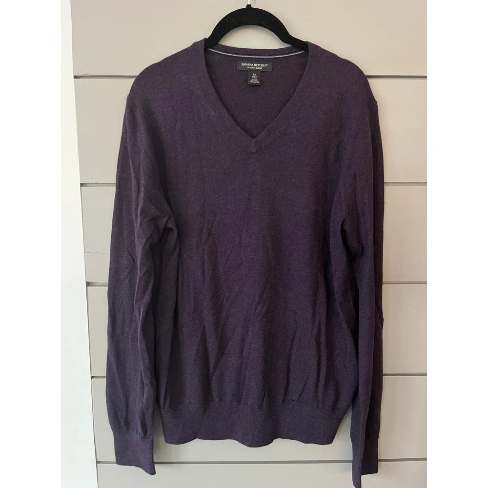 Banana Republic Luxury Blend Mens V Neck Sweater Purple‎ M Silk Cotton Cashmere
